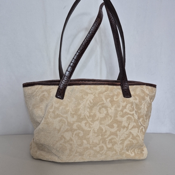 Brighton Sheba Princess Cat Vintage Tapestry Tote Bag w/ Leather Accent - Picture 4 of 15